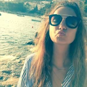 Meet your Posher, Nicki